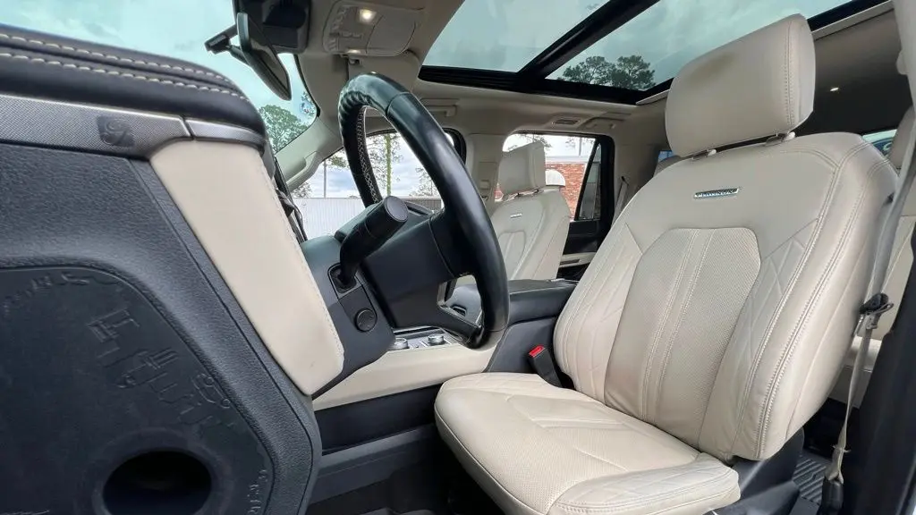 2024 Ford Expedition Platinum