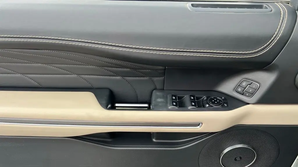 2024 Ford Expedition Platinum