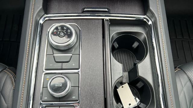 2024 Ford Expedition Platinum