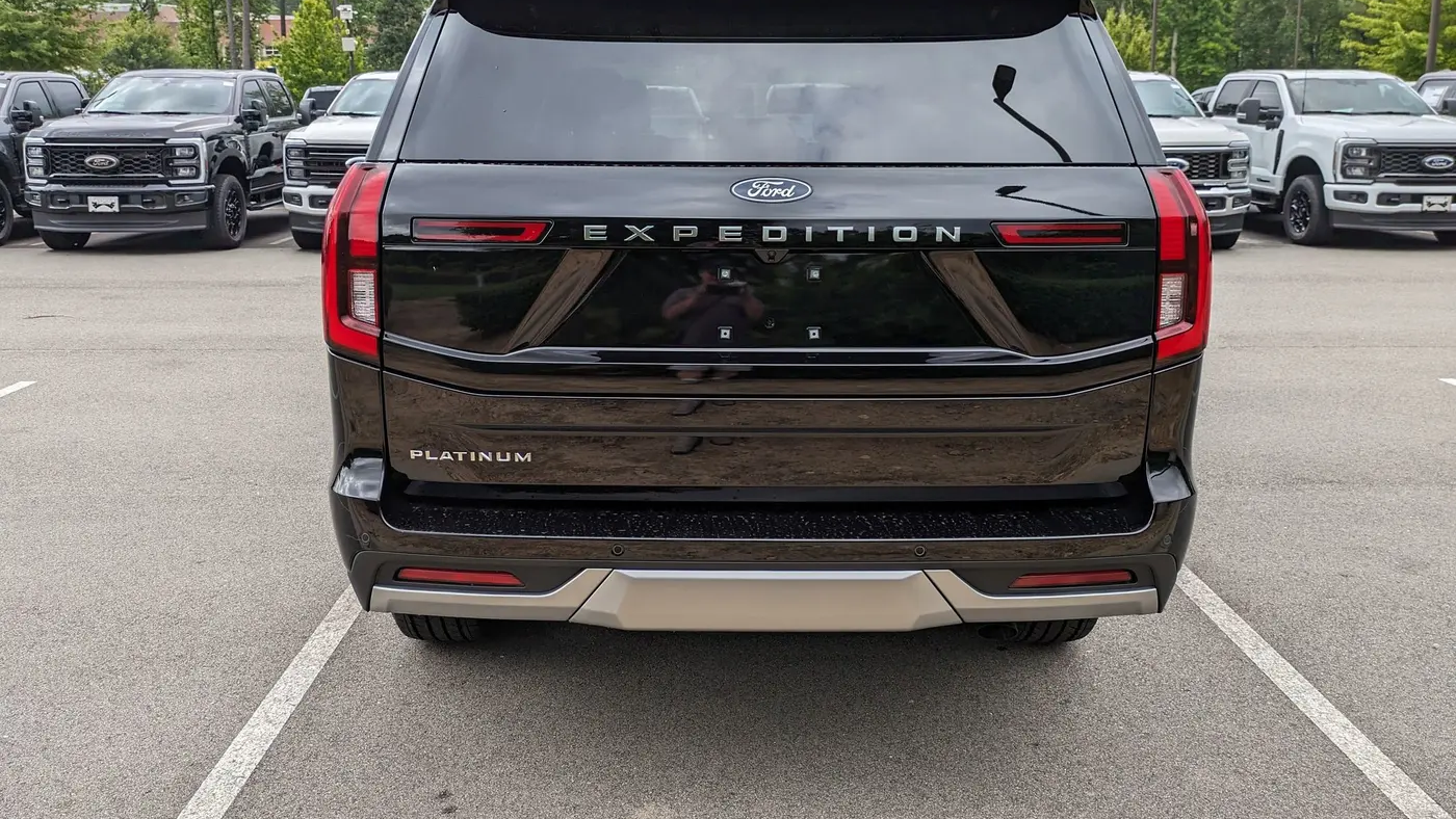 2025 Ford Expedition Platinum