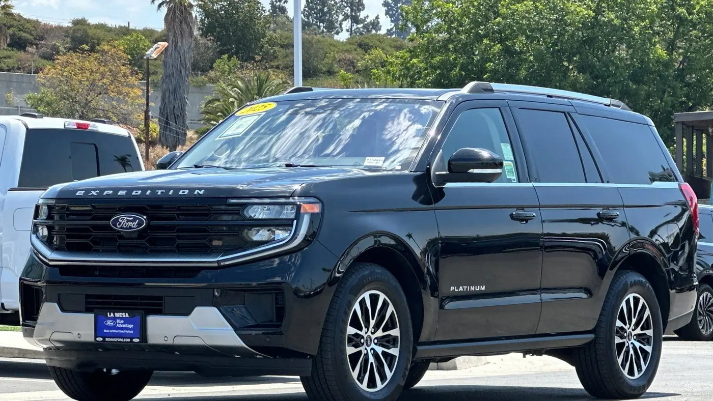 2025 Ford Expedition Platinum