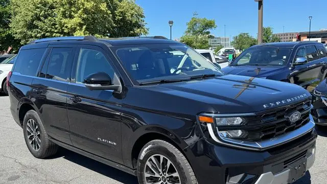 2025 Ford Expedition Platinum