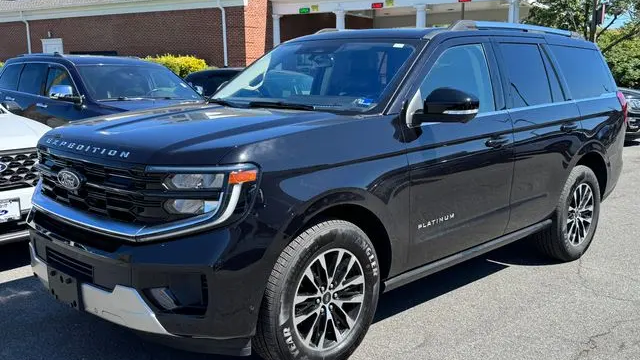 2025 Ford Expedition Platinum