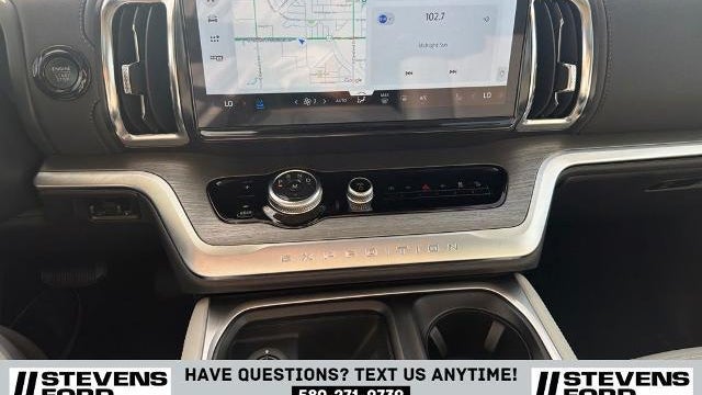 2025 Ford Expedition Platinum