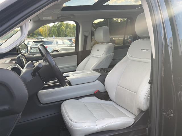2025 Ford Expedition - $65,600