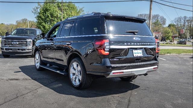 2024 Ford Expedition Platinum