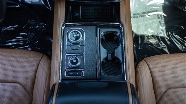 2024 Ford Expedition Platinum