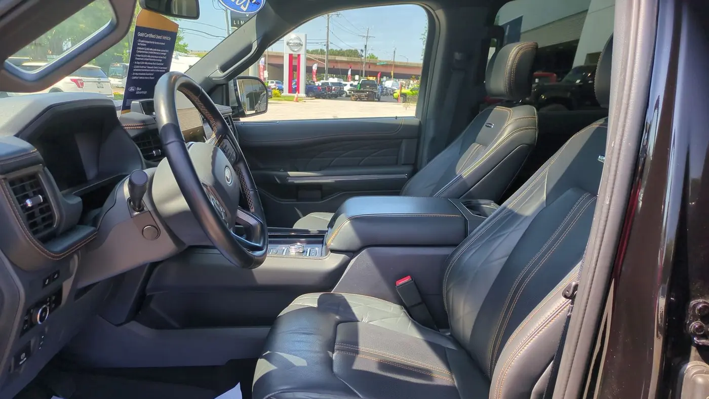 2024 Ford Expedition Platinum