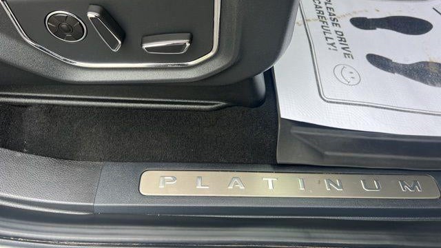 2024 Ford Expedition Platinum