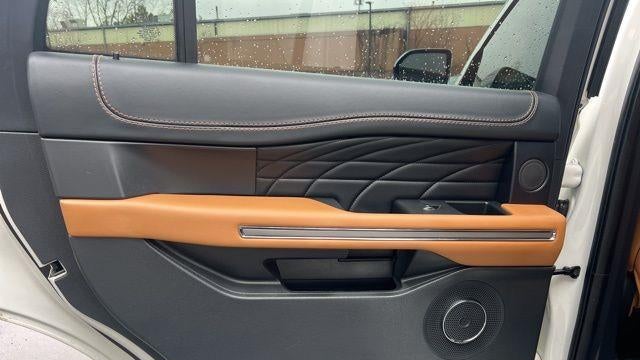 2024 Ford Expedition Platinum