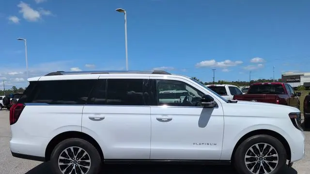 2025 Ford Expedition Platinum