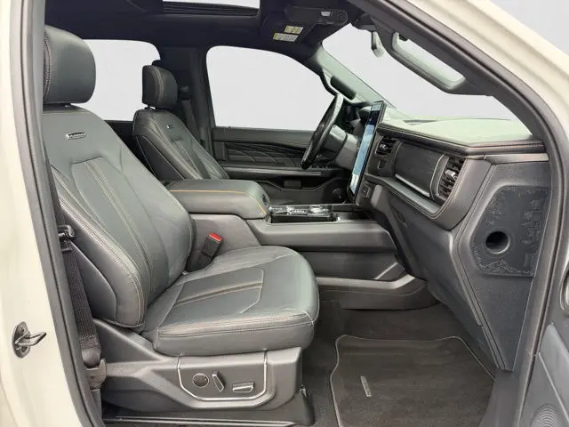 2023 Ford Expedition - $65,995