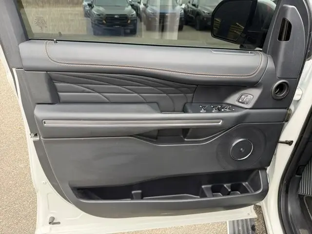 2023 Ford Expedition - $65,995