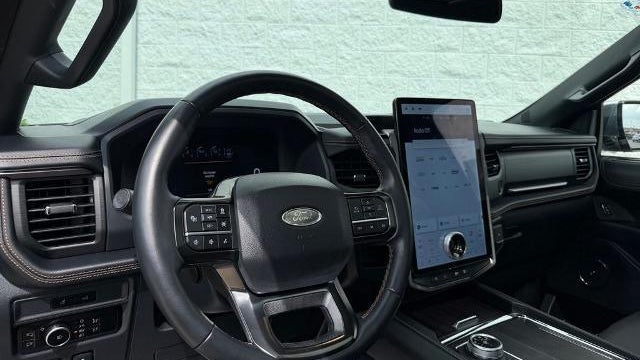2024 Ford Expedition Platinum