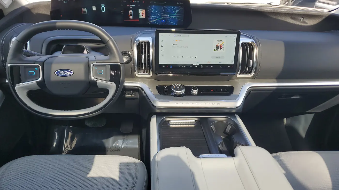 2025 Ford Expedition Platinum