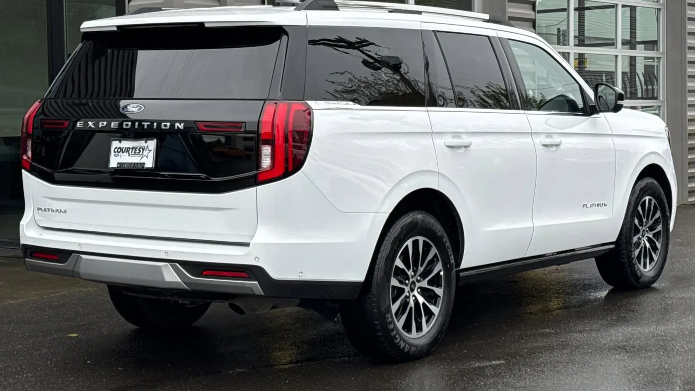 2025 Ford Expedition Platinum