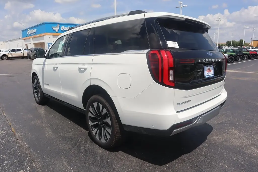 2025 Ford Expedition - $69,407