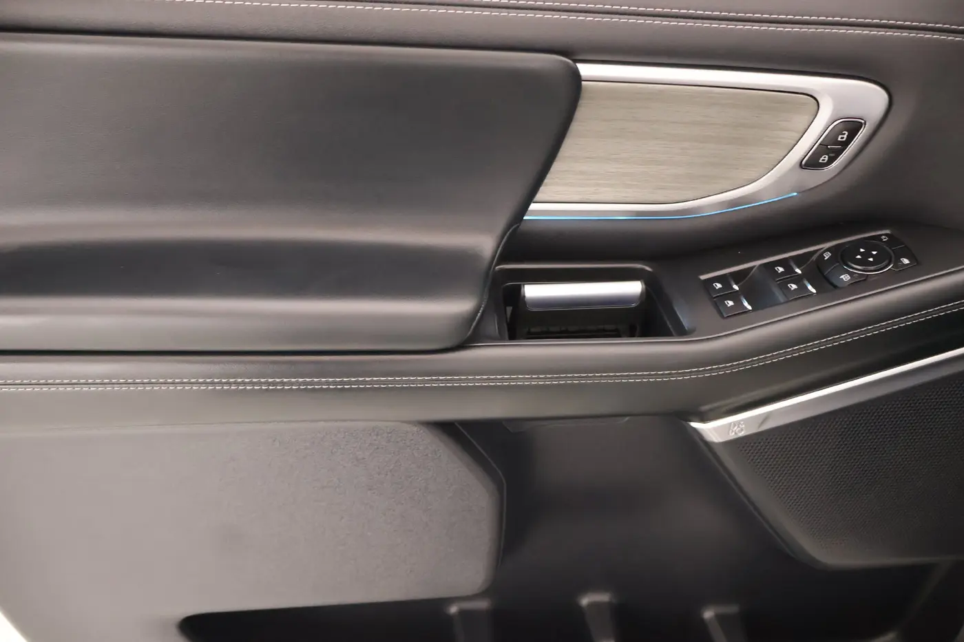 2025 Ford Expedition - $69,407
