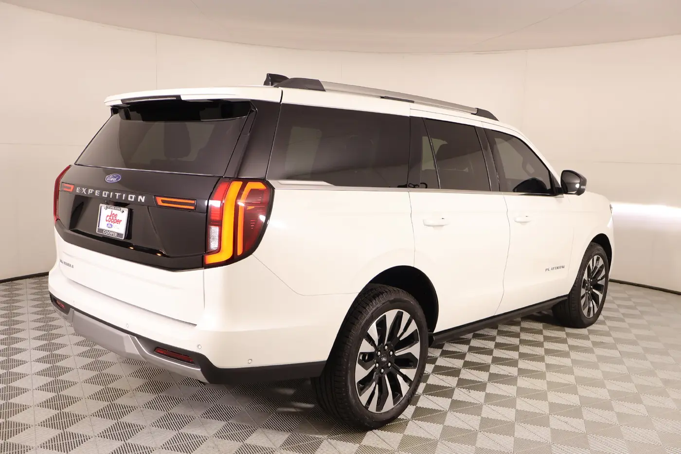 2025 Ford Expedition - $69,407