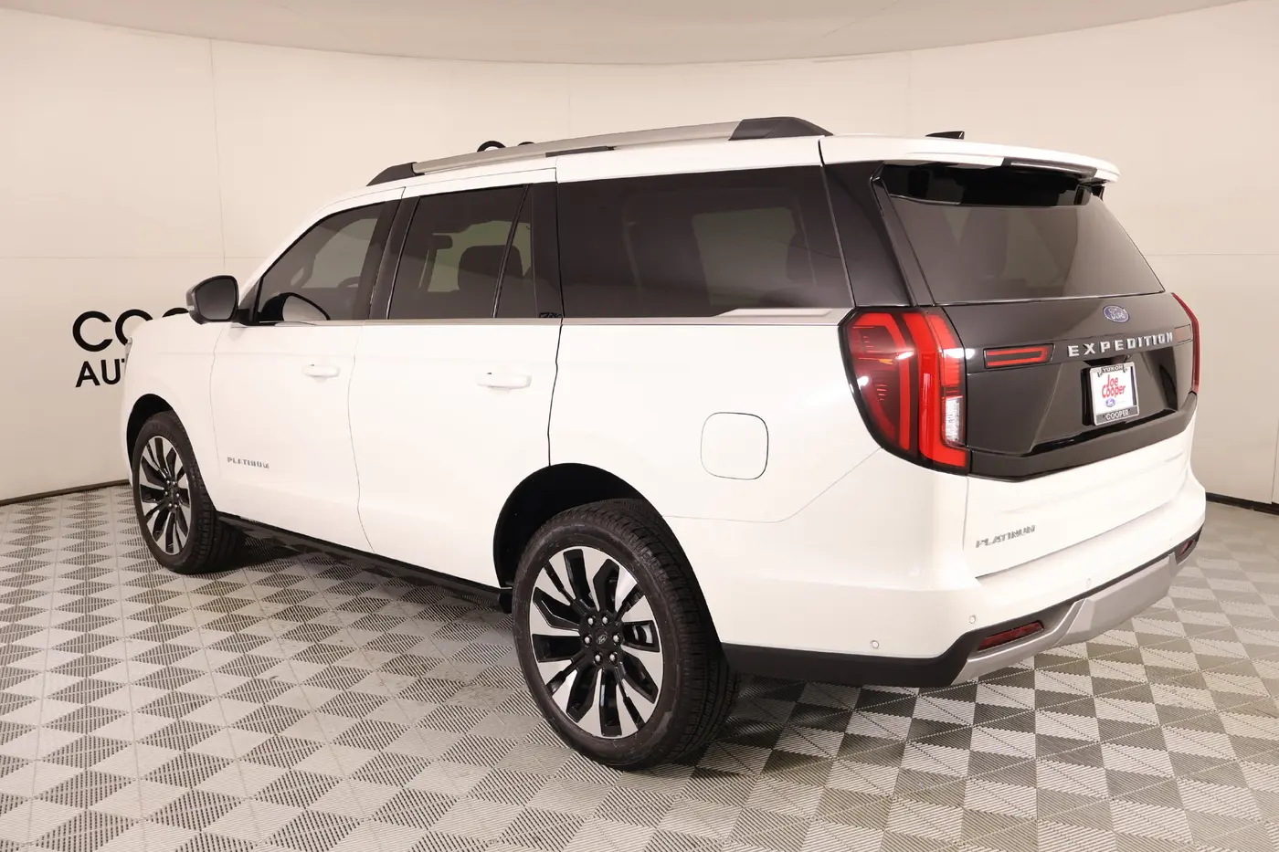 2025 Ford Expedition - $69,407