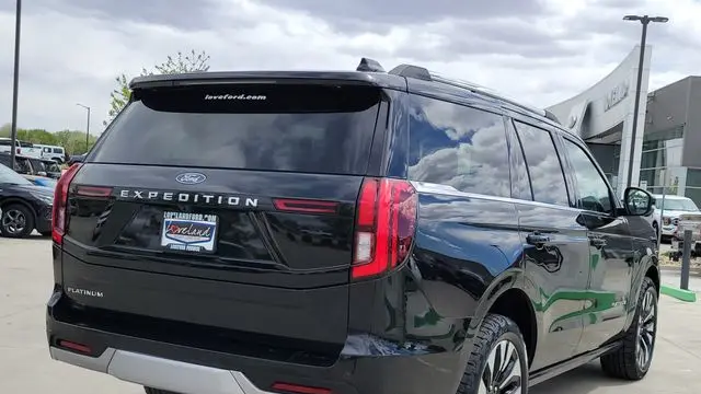 2025 Ford Expedition Platinum