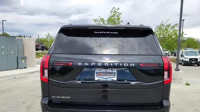 2025 Ford Expedition Platinum