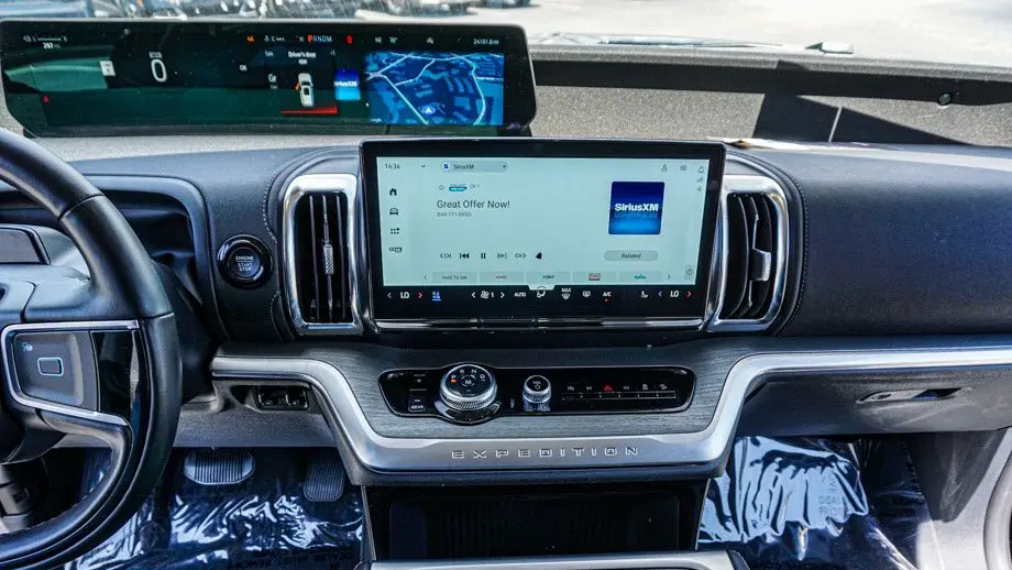 2025 Ford Expedition Platinum