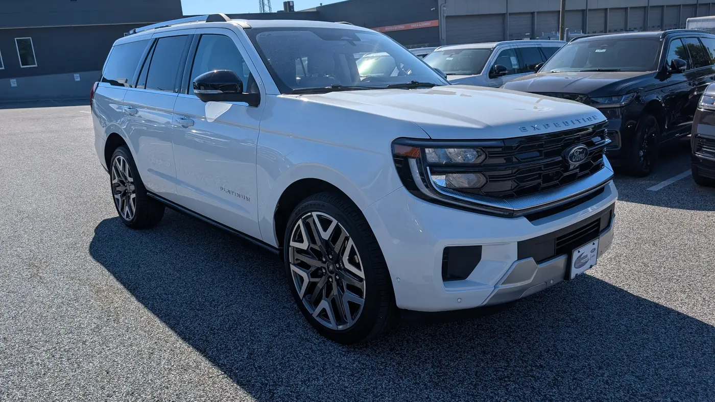2025 Ford Expedition Platinum