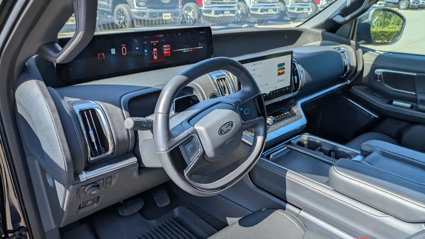 2025 Ford Expedition Platinum