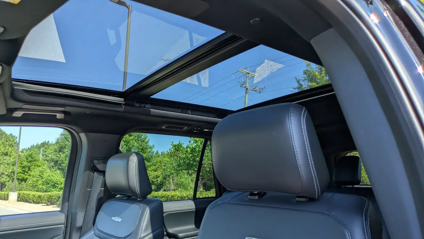 2025 Ford Expedition Platinum