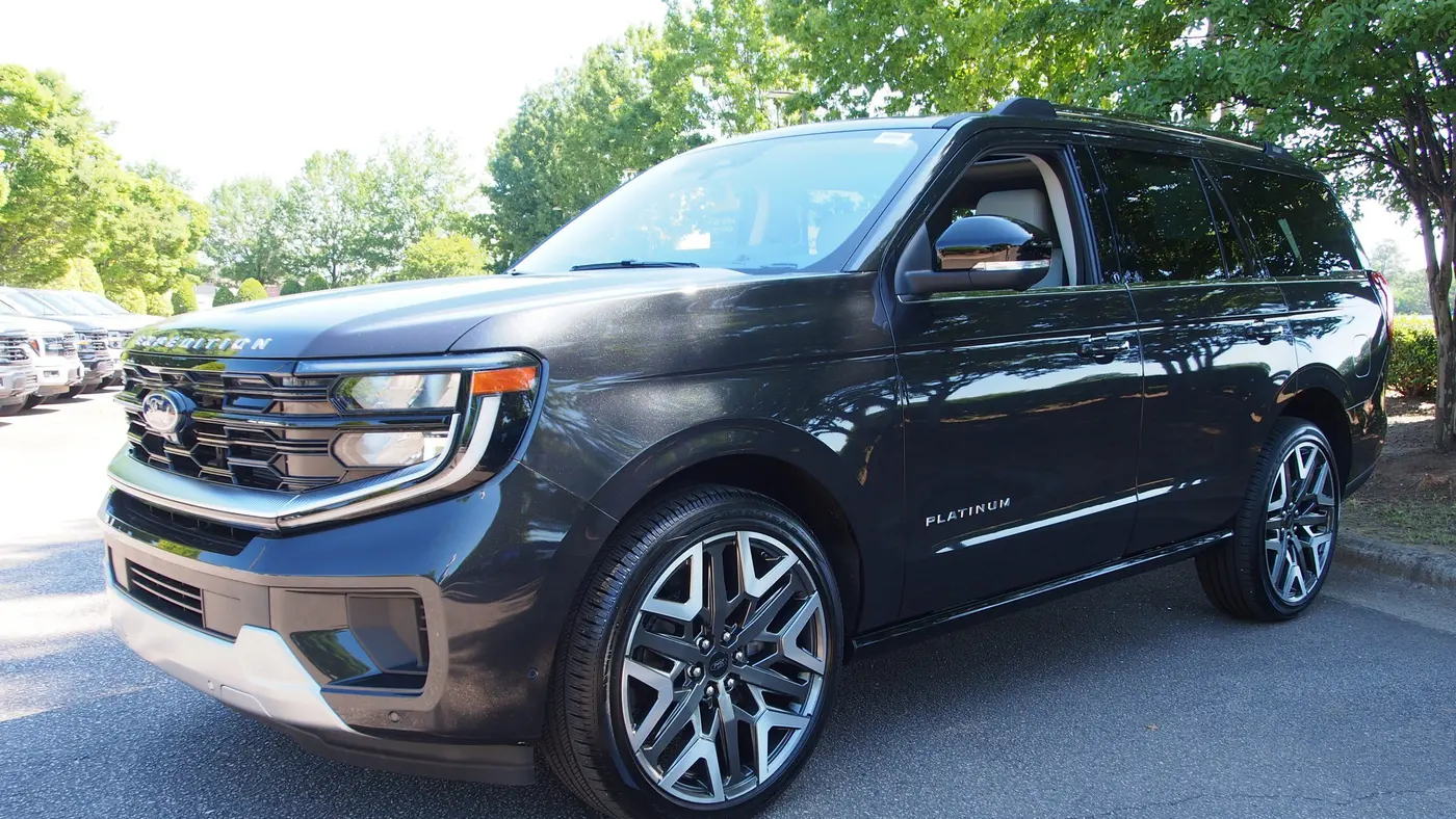 2025 Ford Expedition Platinum