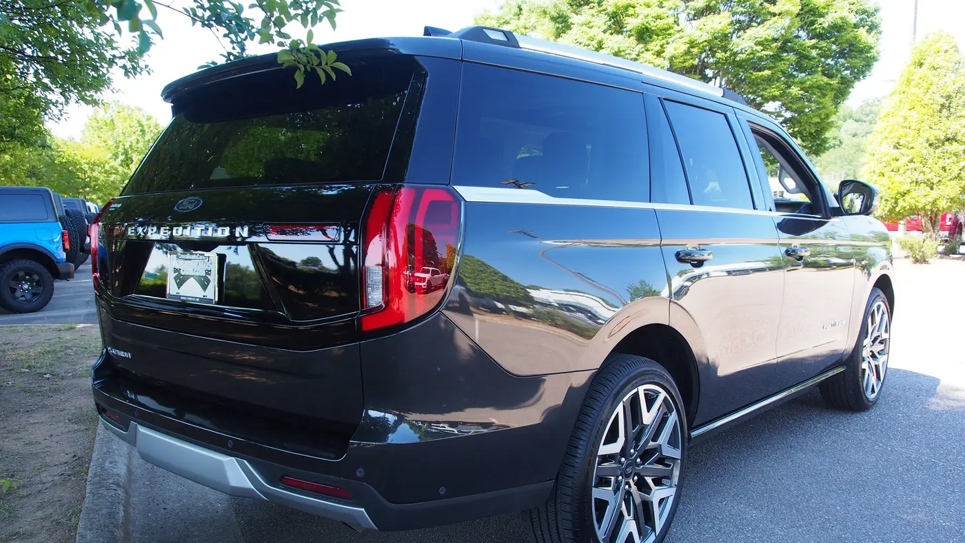 2025 Ford Expedition Platinum