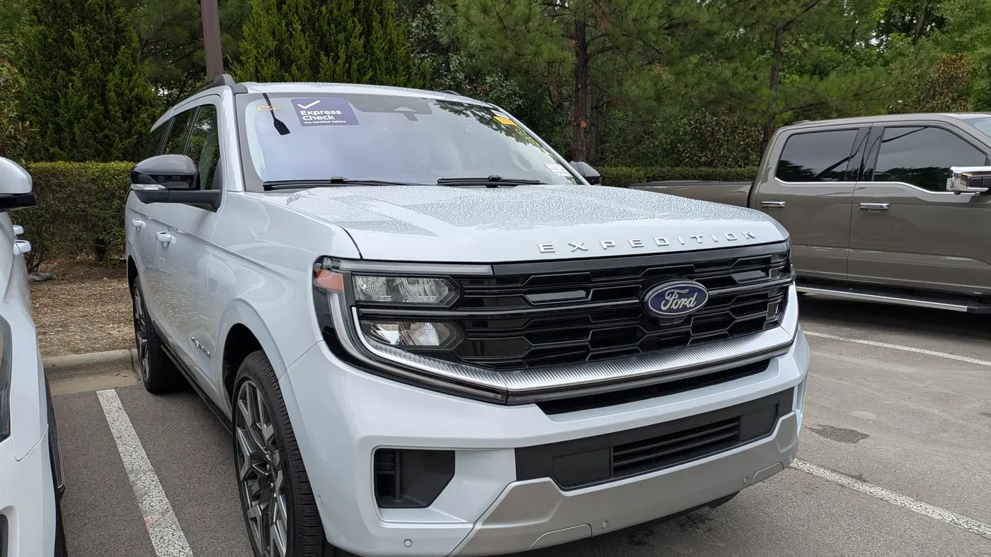 Preowned 2025 Ford Expedition Platinum for Sale