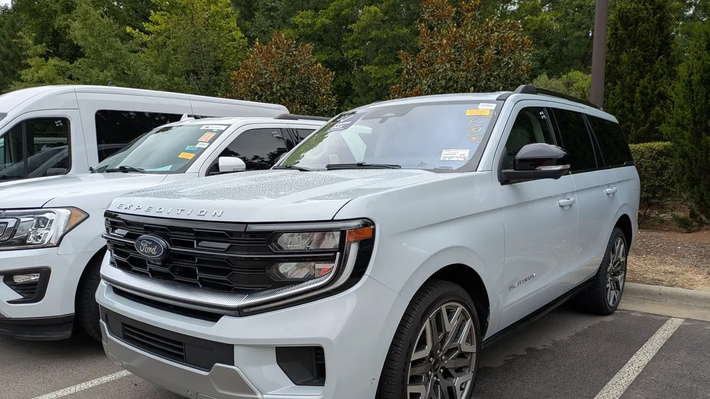 2025 Ford Expedition Platinum