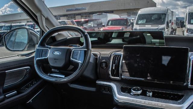2025 Ford Expedition Platinum