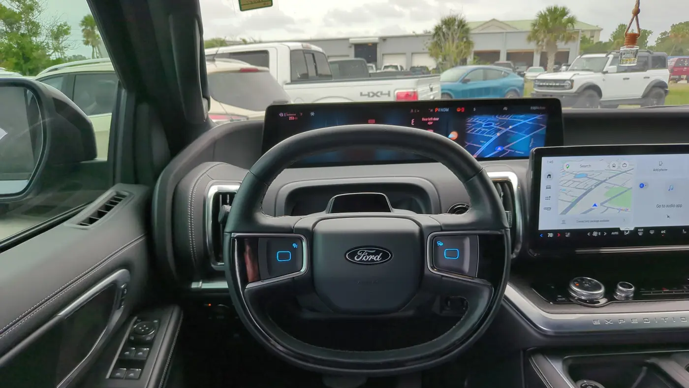 2025 Ford Expedition Platinum