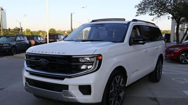 2025 Ford Expedition Platinum