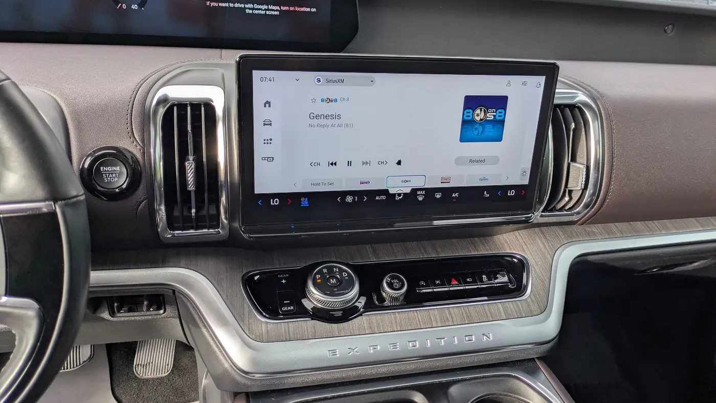 2025 Ford Expedition Platinum