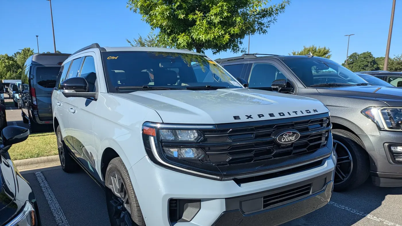Preowned 2025 Ford Expedition Platinum for Sale