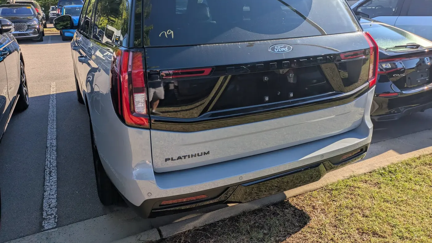 2025 Ford Expedition Platinum