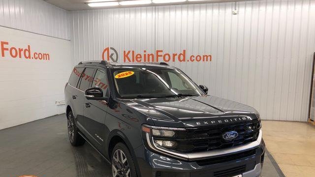 Preowned 2025 Ford Expedition Platinum for Sale