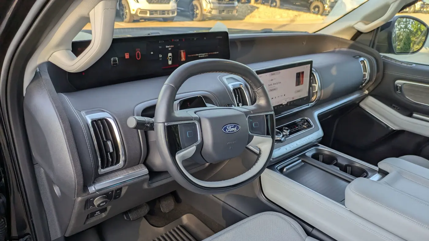 2025 Ford Expedition Platinum