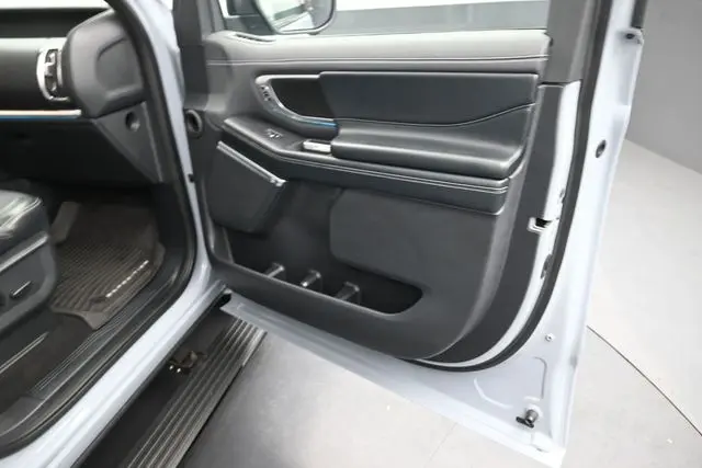 2026 Ford Expedition - $78,595