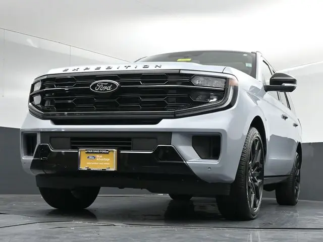 2026 Ford Expedition - $78,595