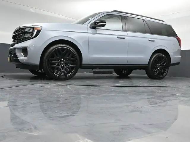 2026 Ford Expedition - $78,595