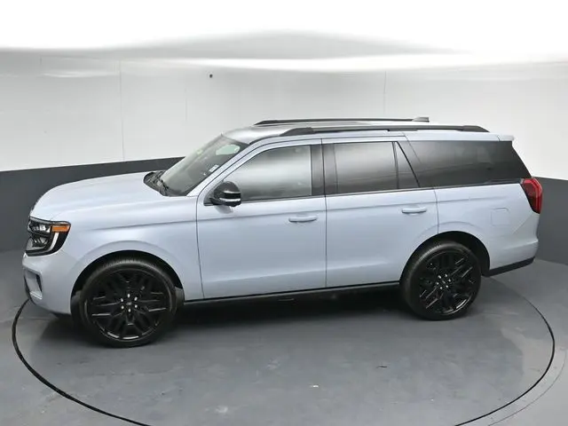 2026 Ford Expedition - $78,595
