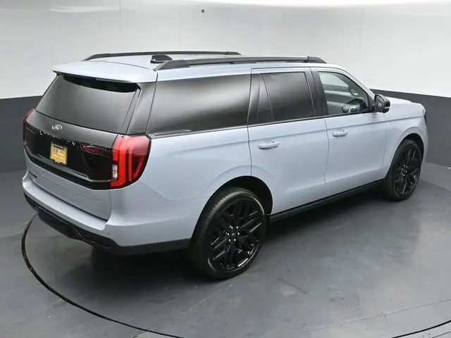 2026 Ford Expedition - $78,595