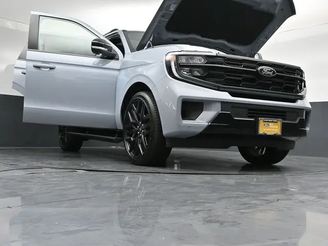 2026 Ford Expedition - $78,595