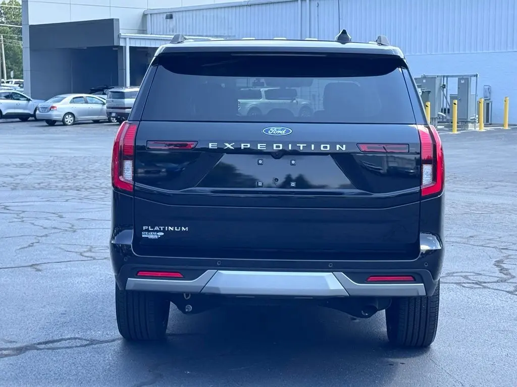 2025 Ford Expedition - $77,000