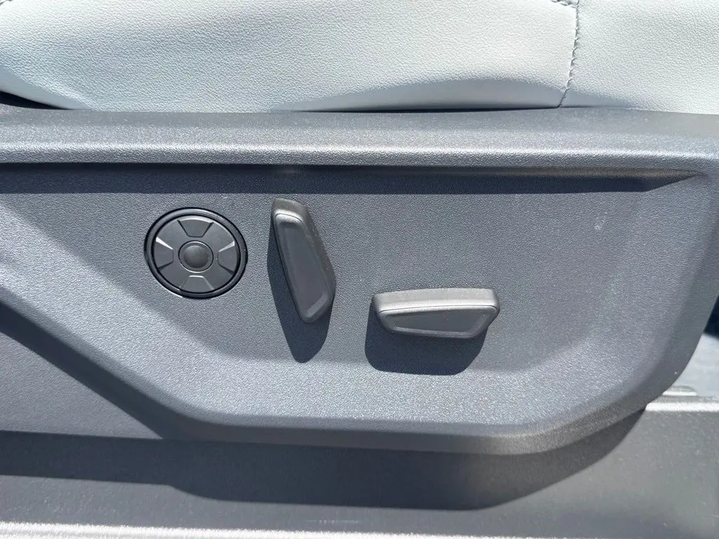 2025 Ford Expedition - $77,000